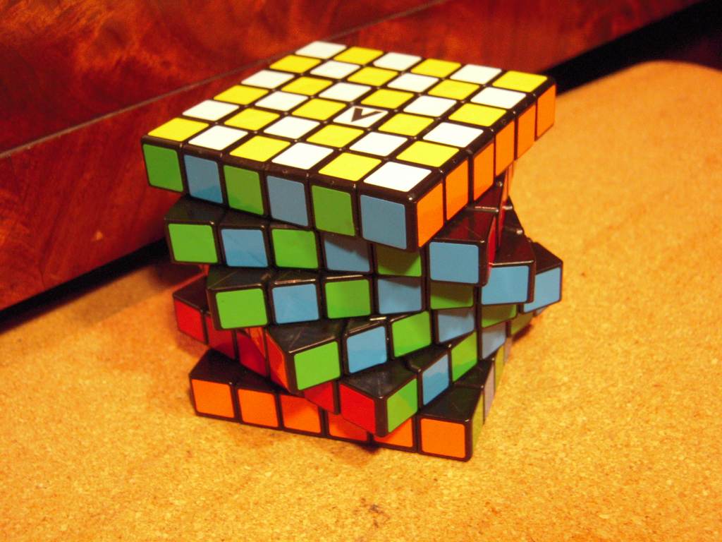 The V-CUBE 6